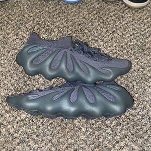 Yeezy Sneakers in Dark Gray